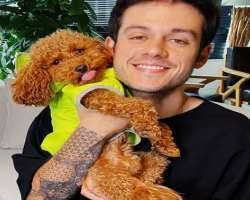 The star is accompanied by a cute dog in his home with whom he loves to play and cuddle in his spare time.